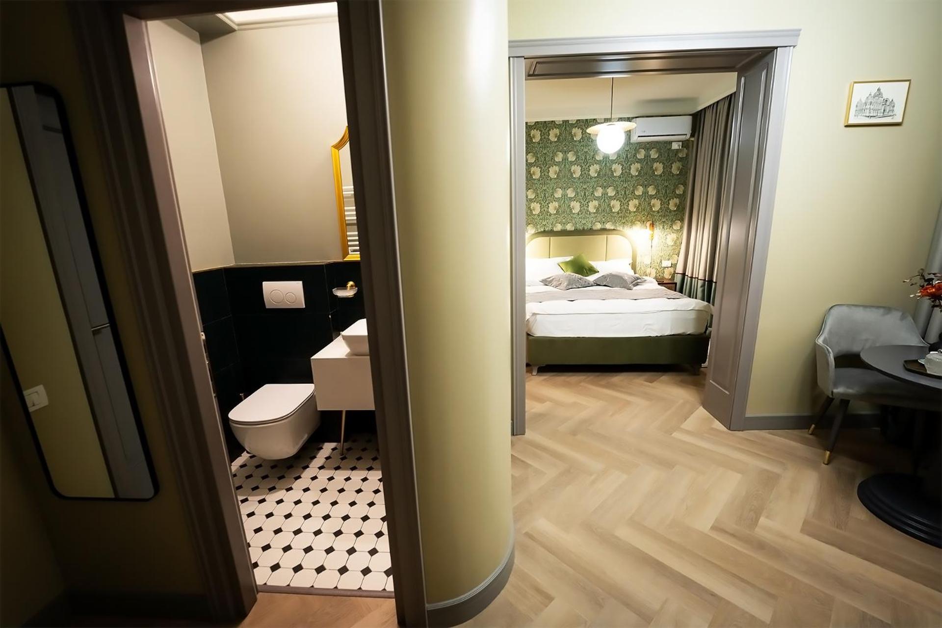 Tempus Hotel Bucharest Exterior photo