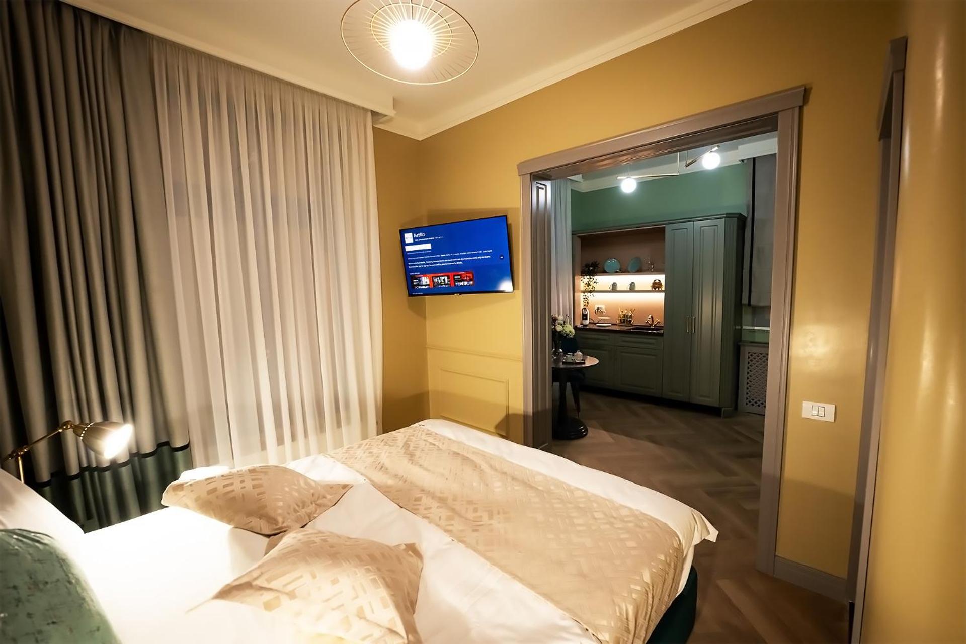 Tempus Hotel Bucharest Exterior photo